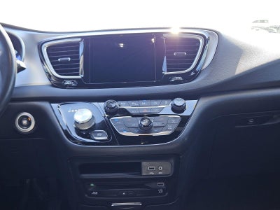 2019 Chrysler Pacifica Touring Plus