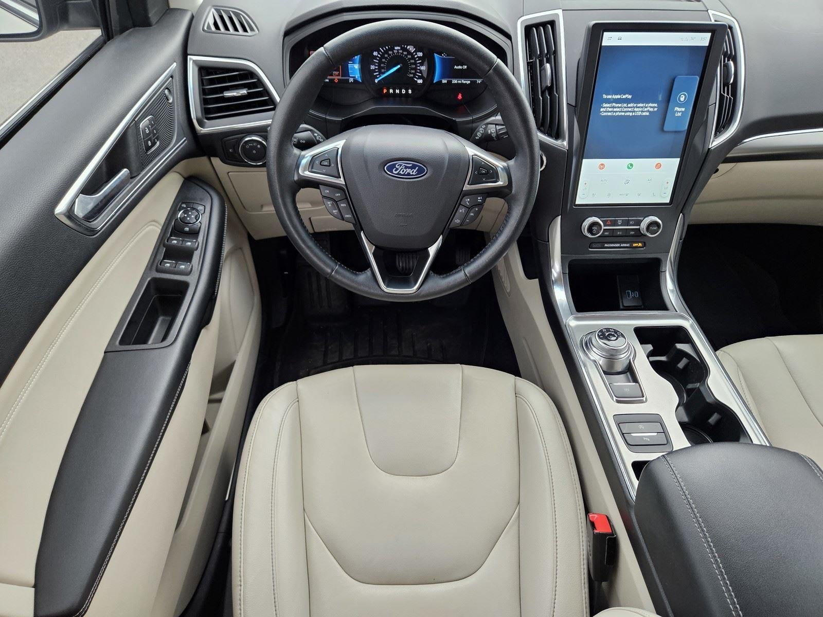 2022 Ford Edge Titanium