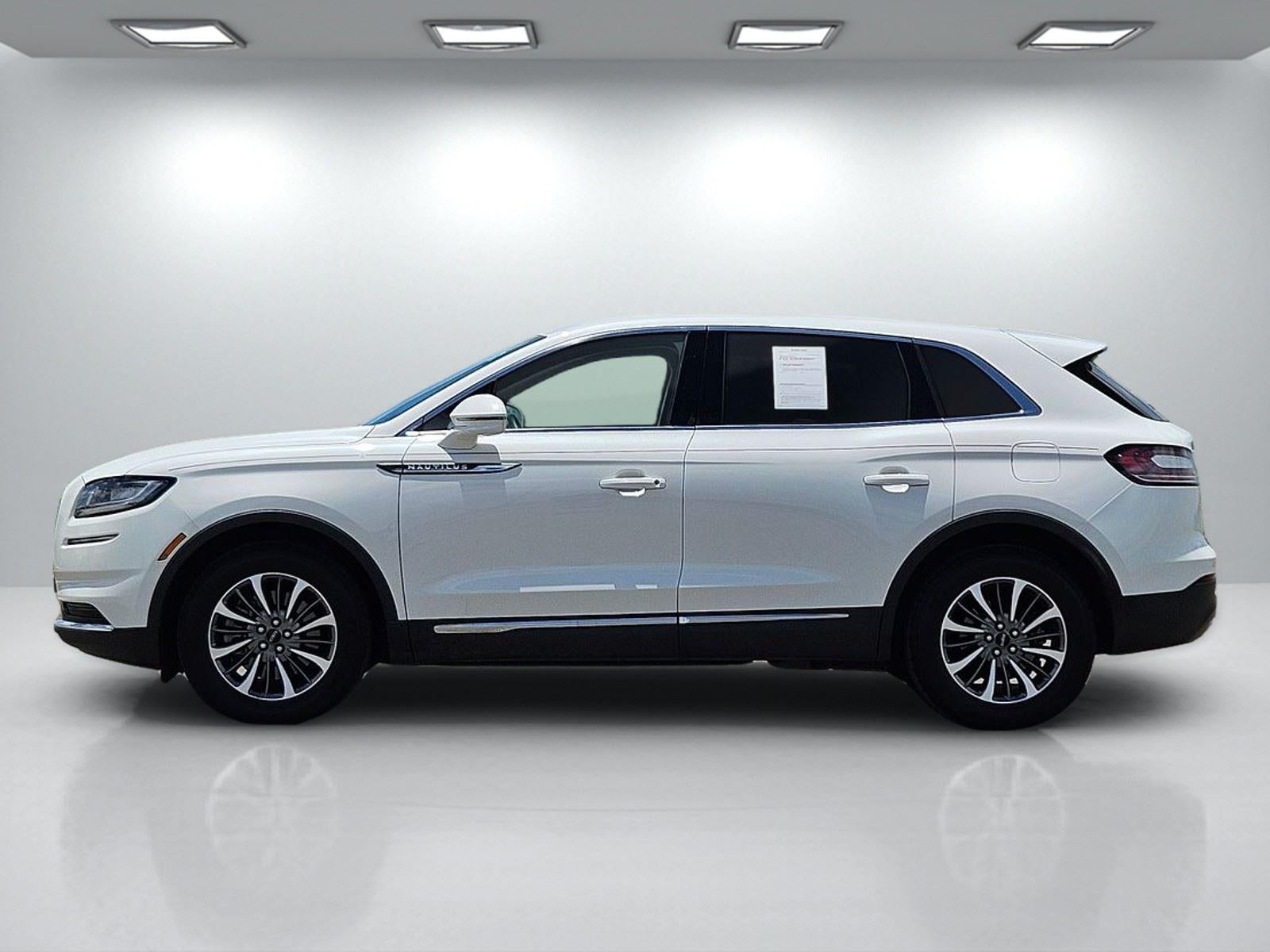 2022 Lincoln Nautilus Standard