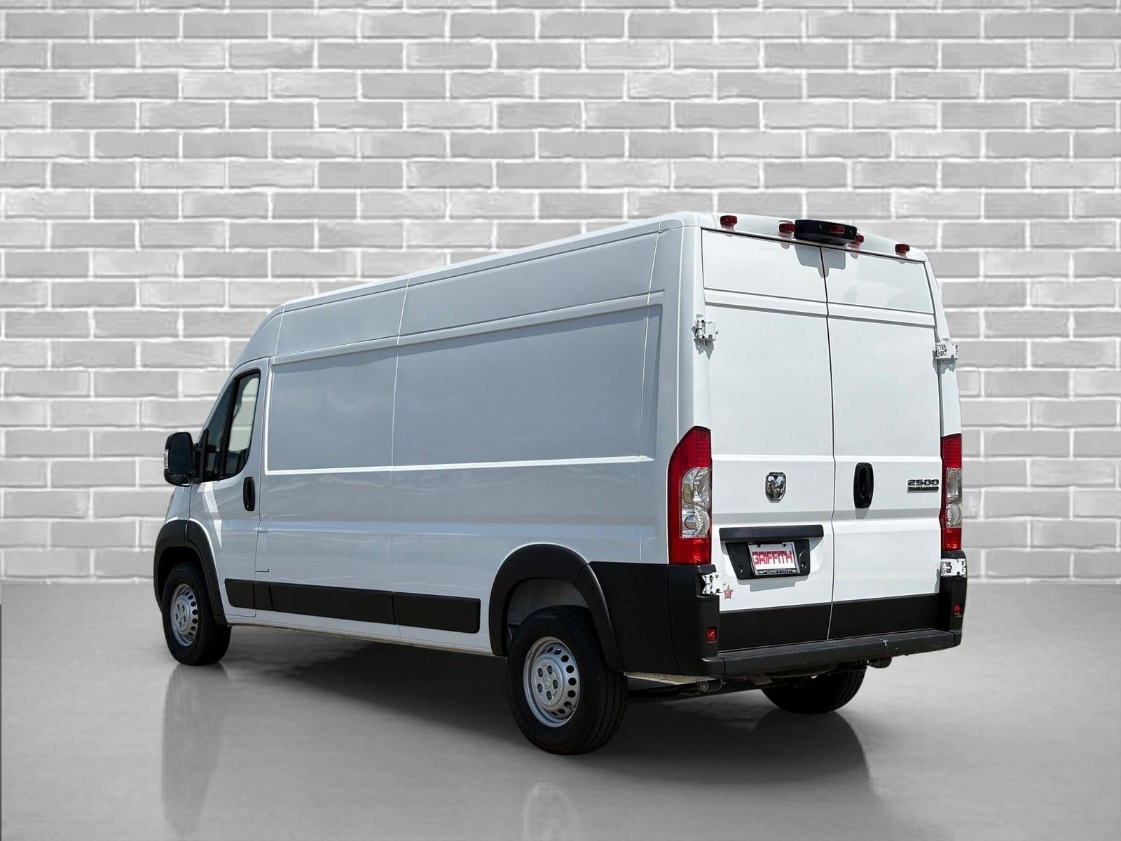 2026 RAM ProMaster Cargo Van Tradesman