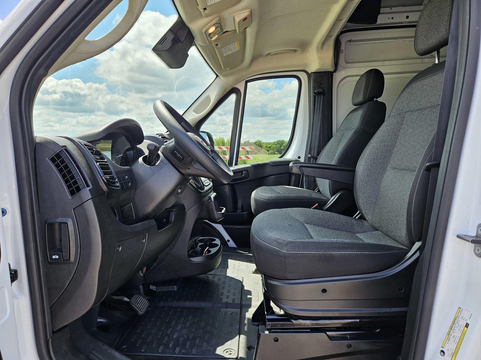 2025 RAM ProMaster Cargo Van Tradesman