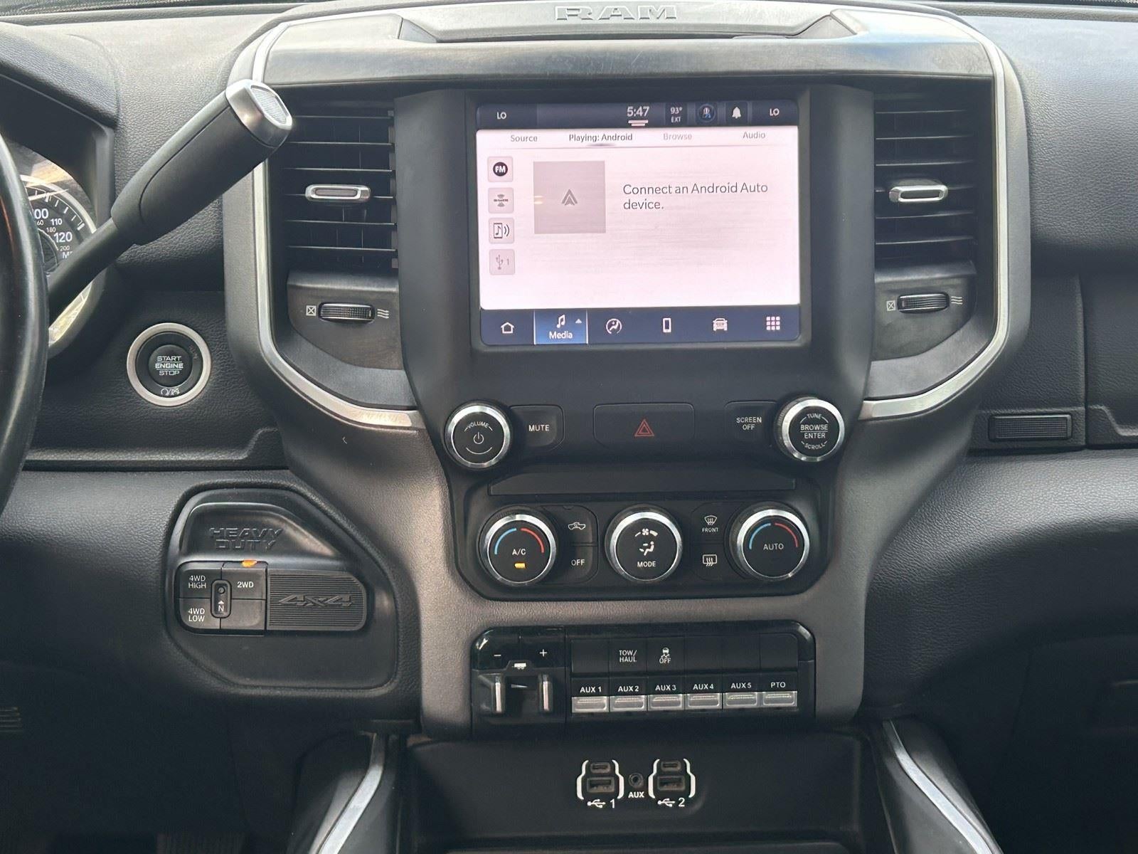 2022 RAM 3500 Chassis Cab SLT