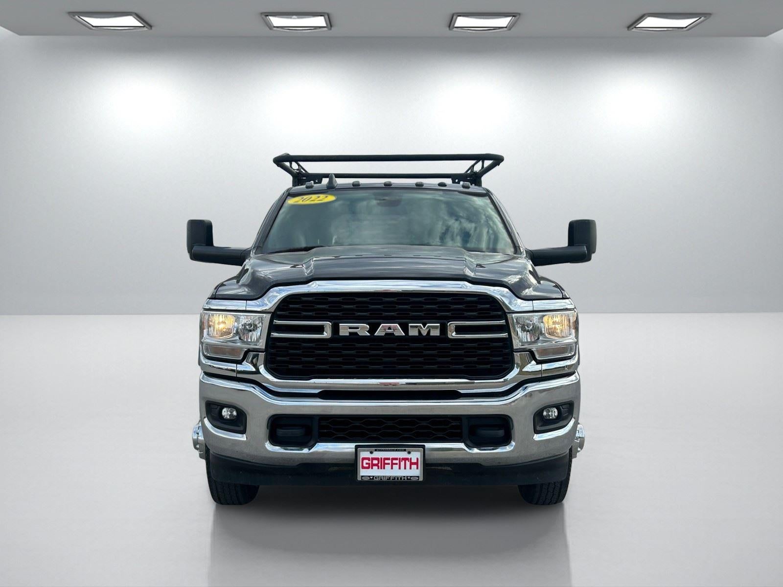 2022 RAM 3500 Chassis Cab SLT
