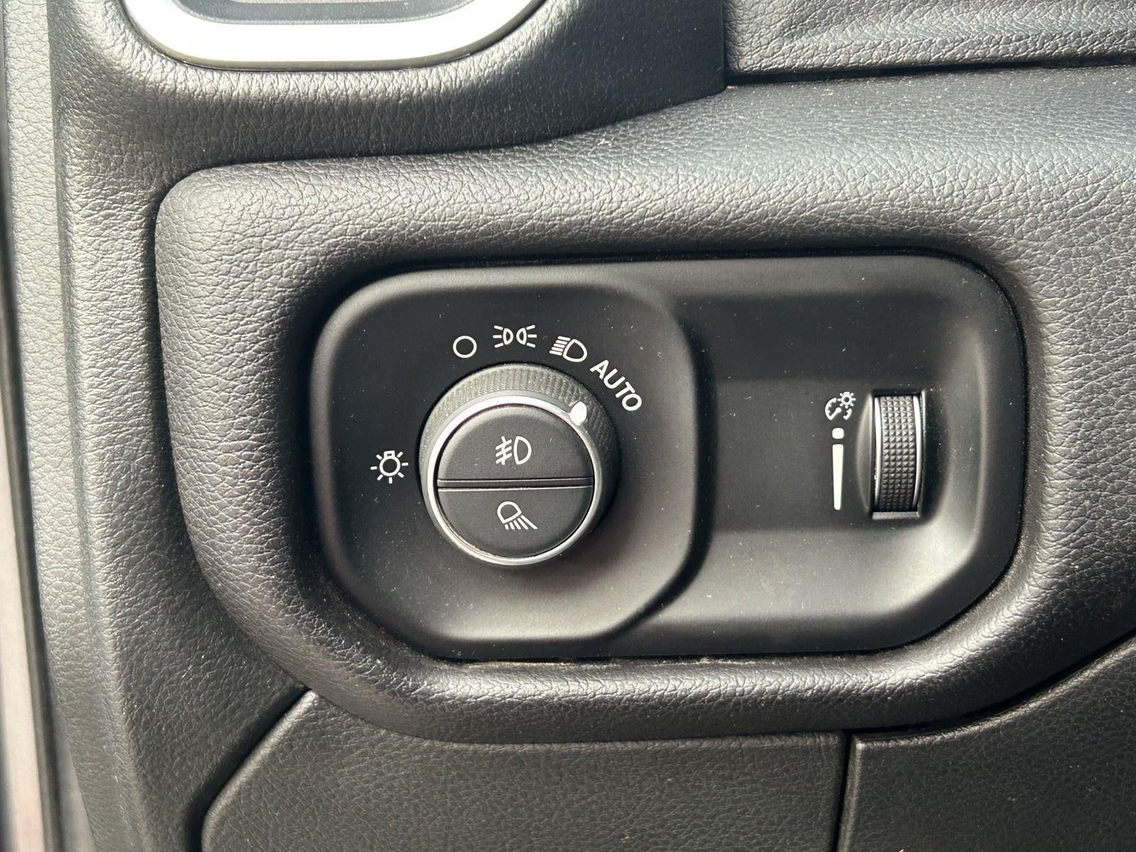 2022 RAM 3500 Chassis Cab SLT