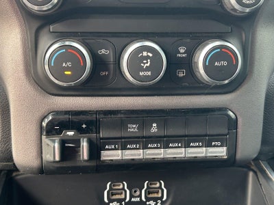 2022 RAM 3500 Chassis Cab SLT