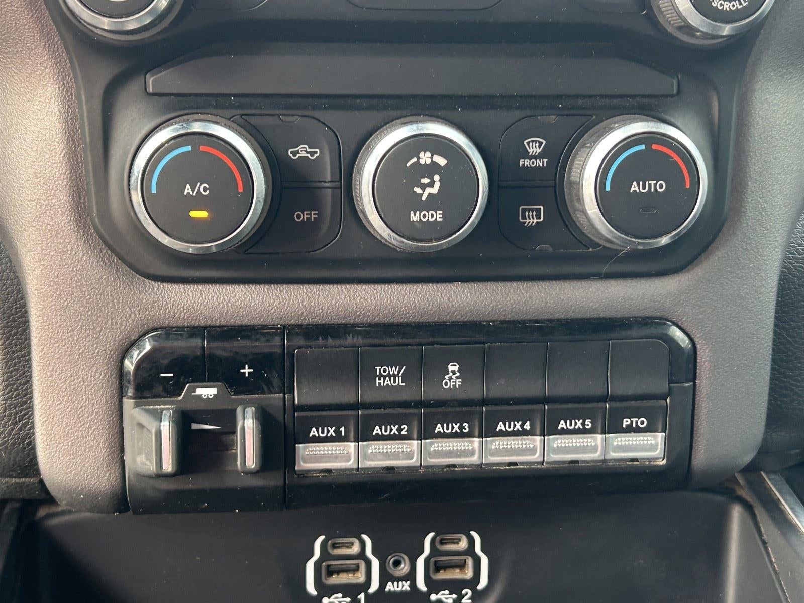 2022 RAM 3500 Chassis Cab SLT