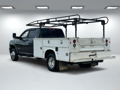 2022 RAM 3500 Chassis Cab SLT