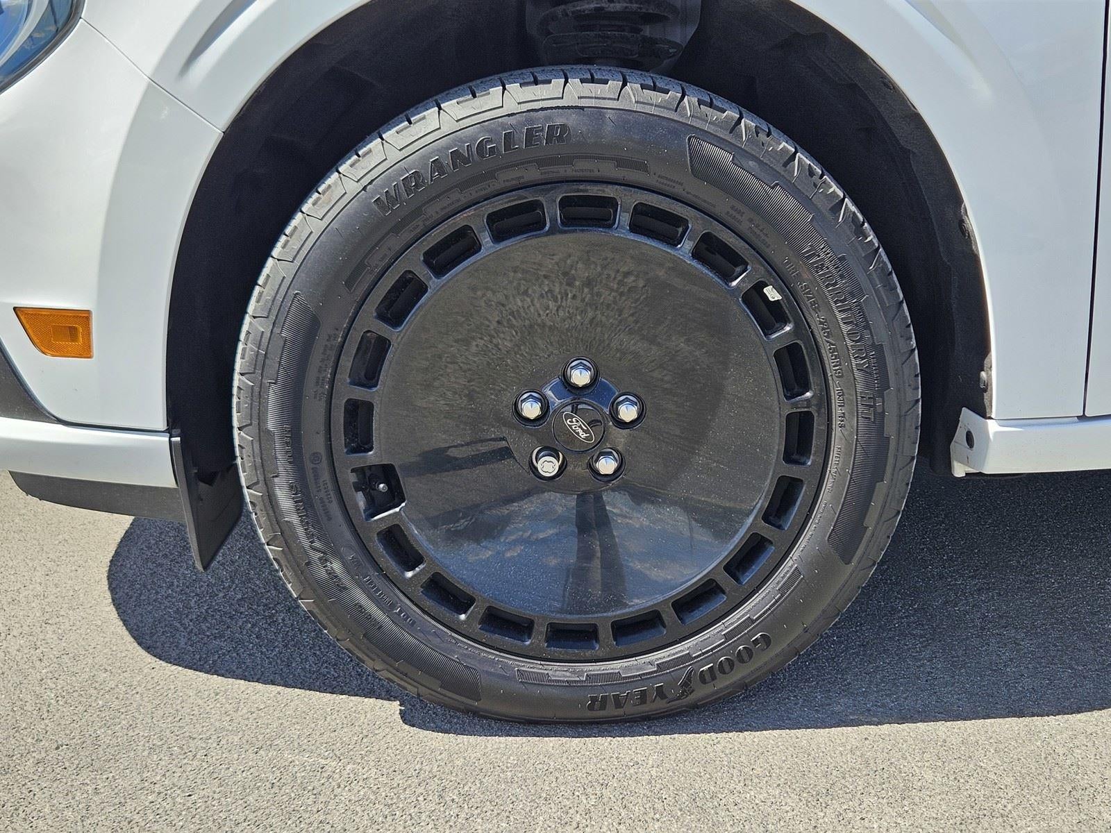 2025 Ford Maverick Lobo Standard AWD SuperCrew