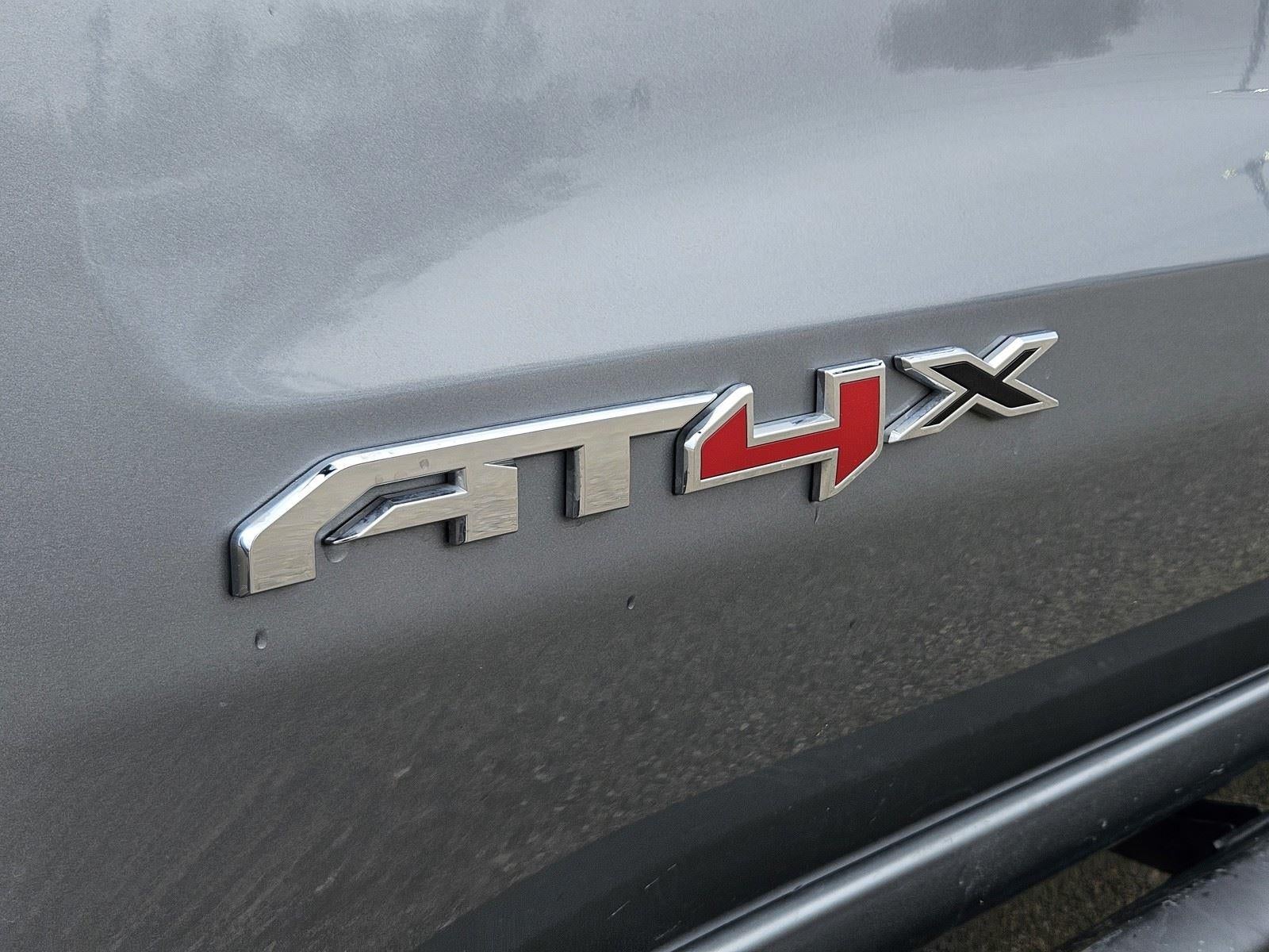 2023 GMC Sierra 1500 AT4X