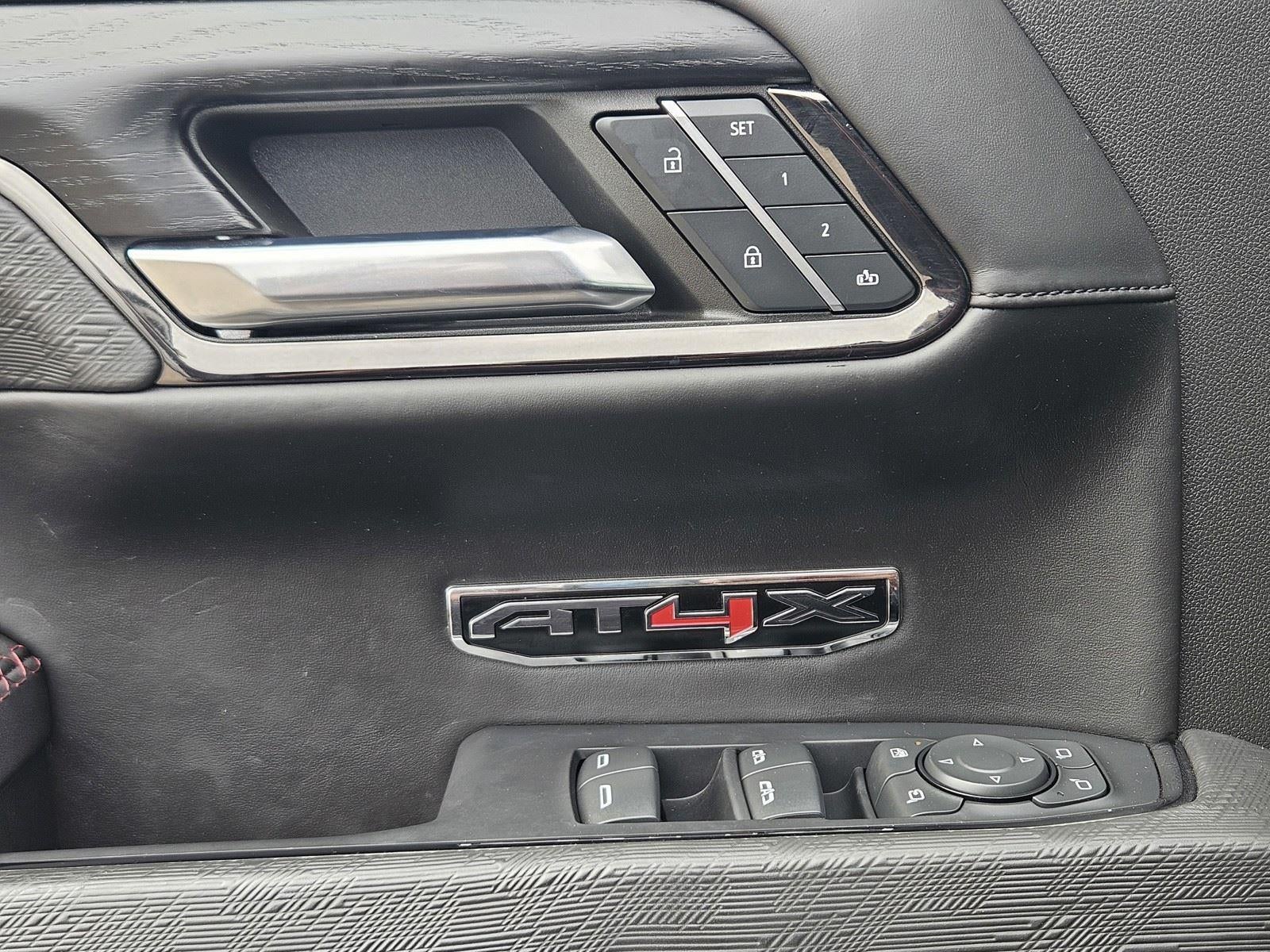 2023 GMC Sierra 1500 AT4X