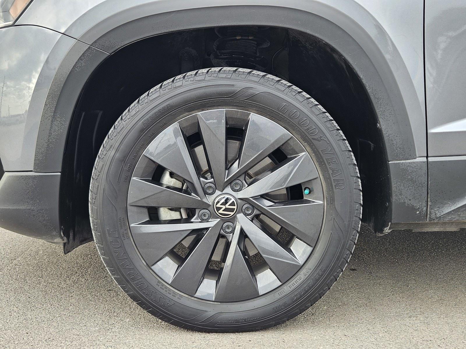 2023 Volkswagen Taos S