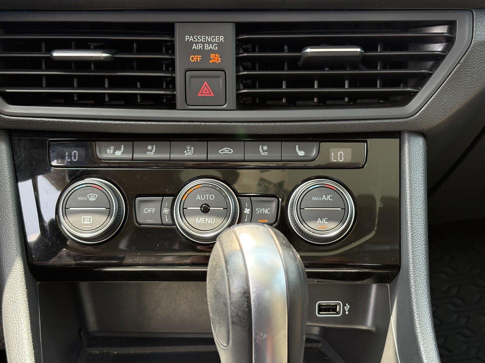 2020 Volkswagen Jetta SEL Premium