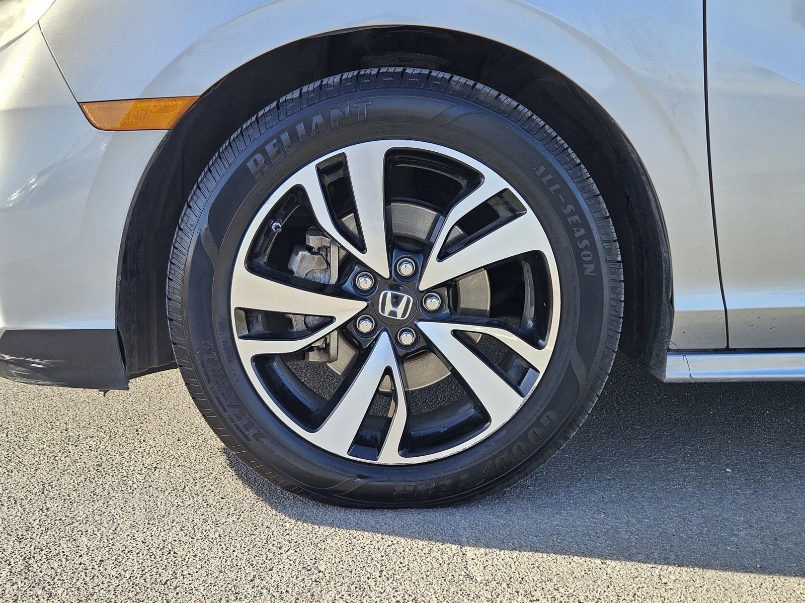 2018 Honda Odyssey Elite