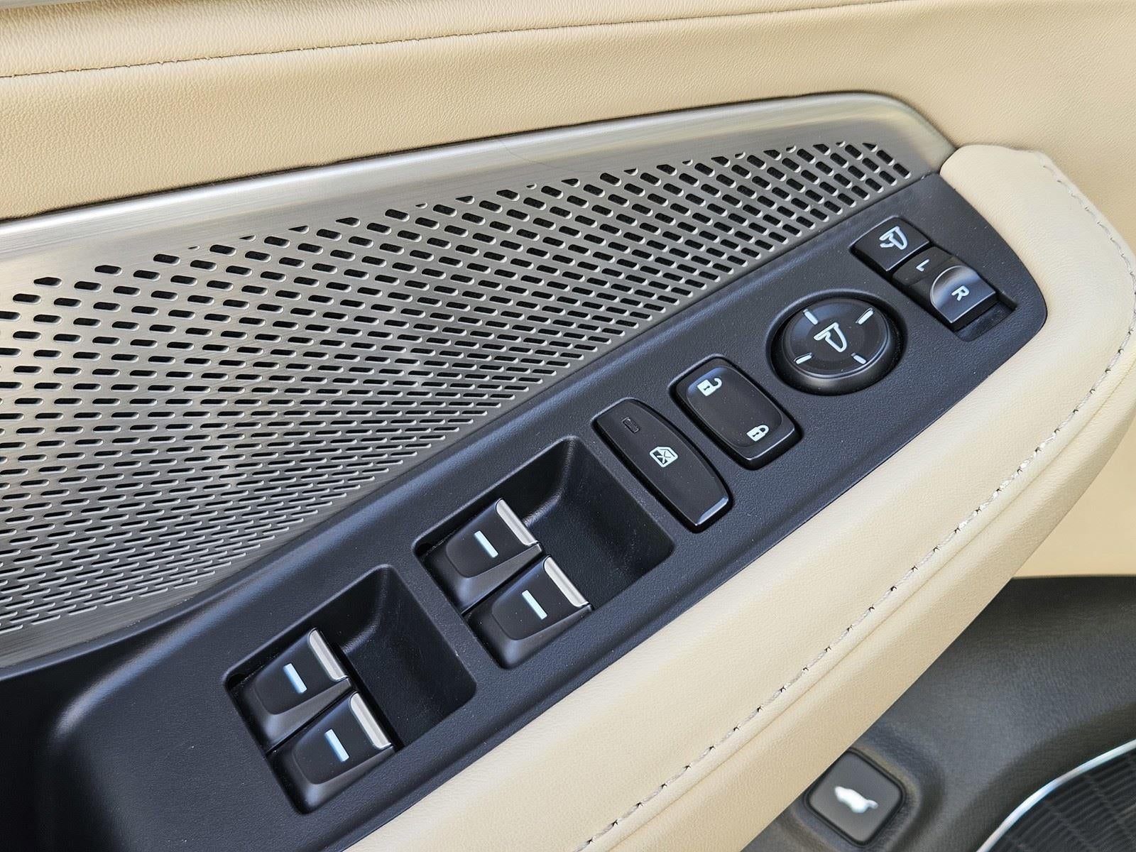 2024 Acura MDX w/Technology Package