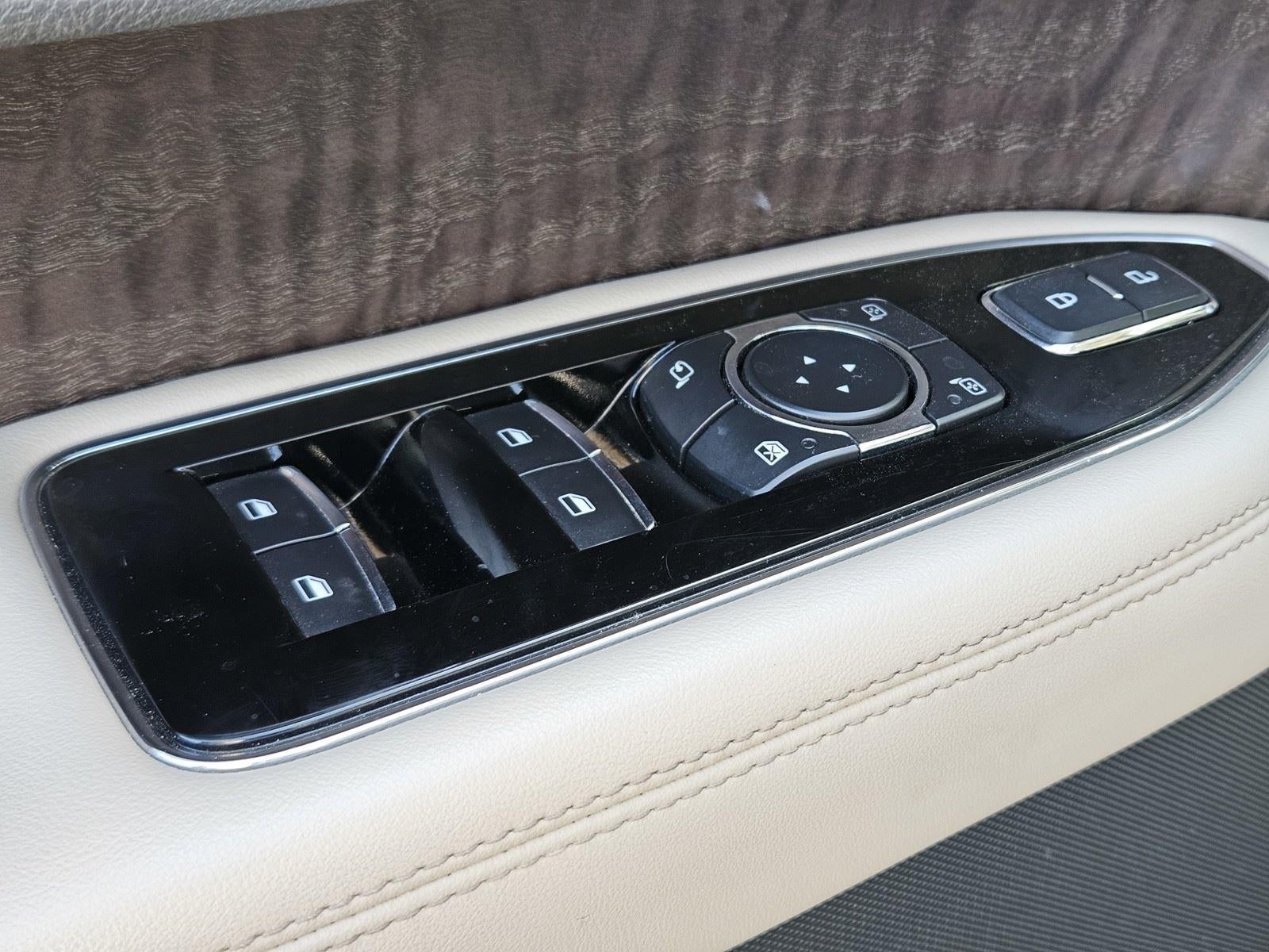 2022 Lincoln Navigator Standard