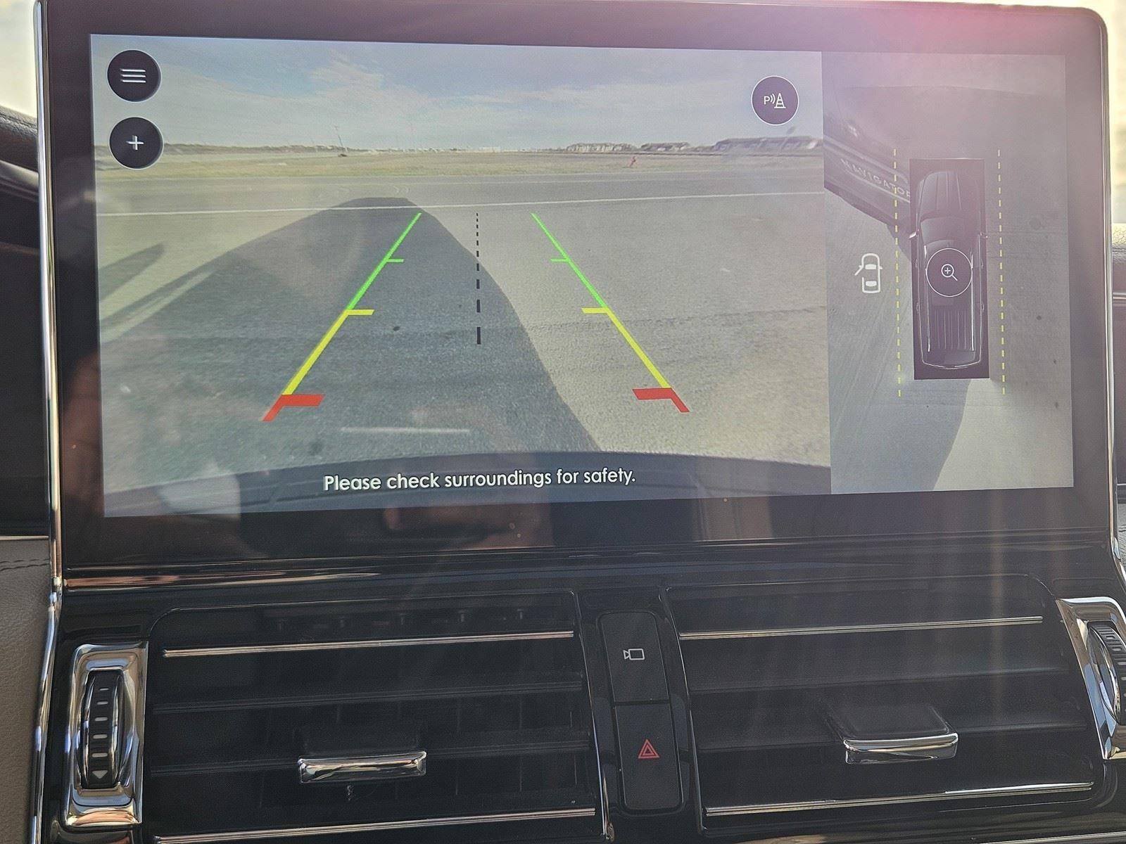 2022 Lincoln Navigator Standard