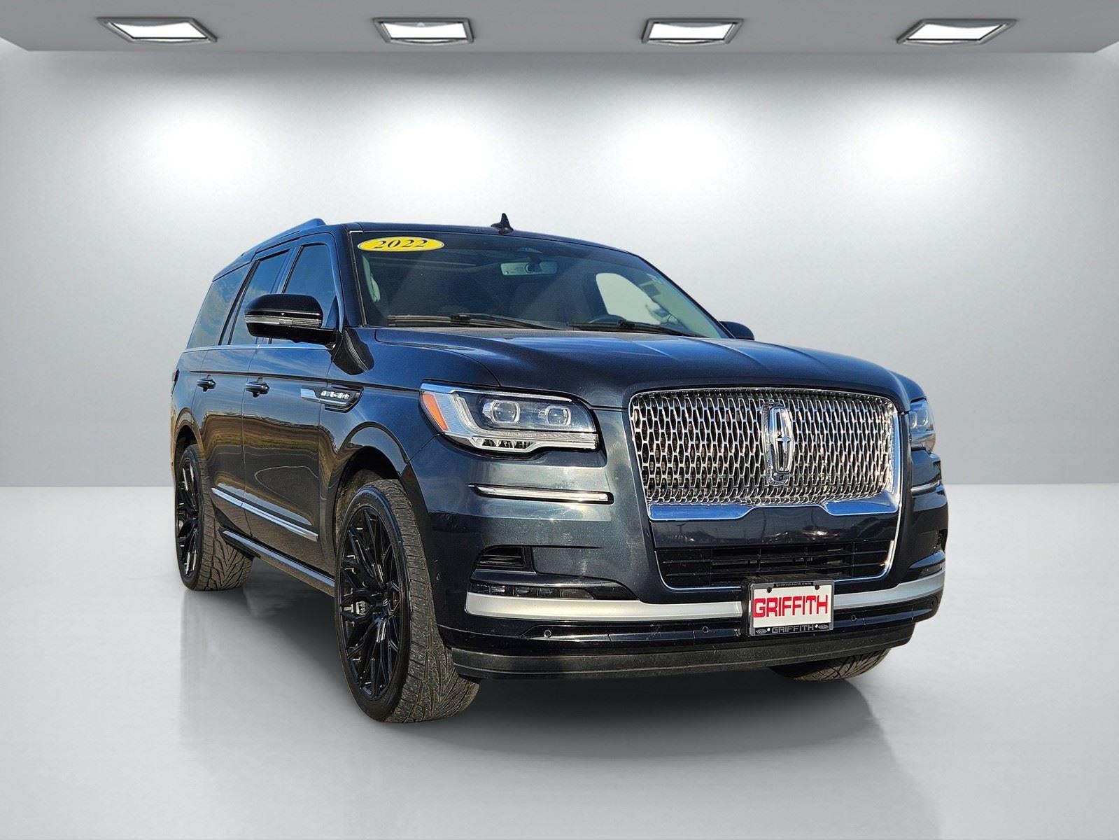 2022 Lincoln Navigator Standard