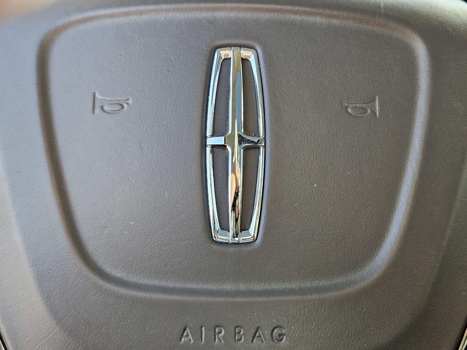 2022 Lincoln Navigator Standard