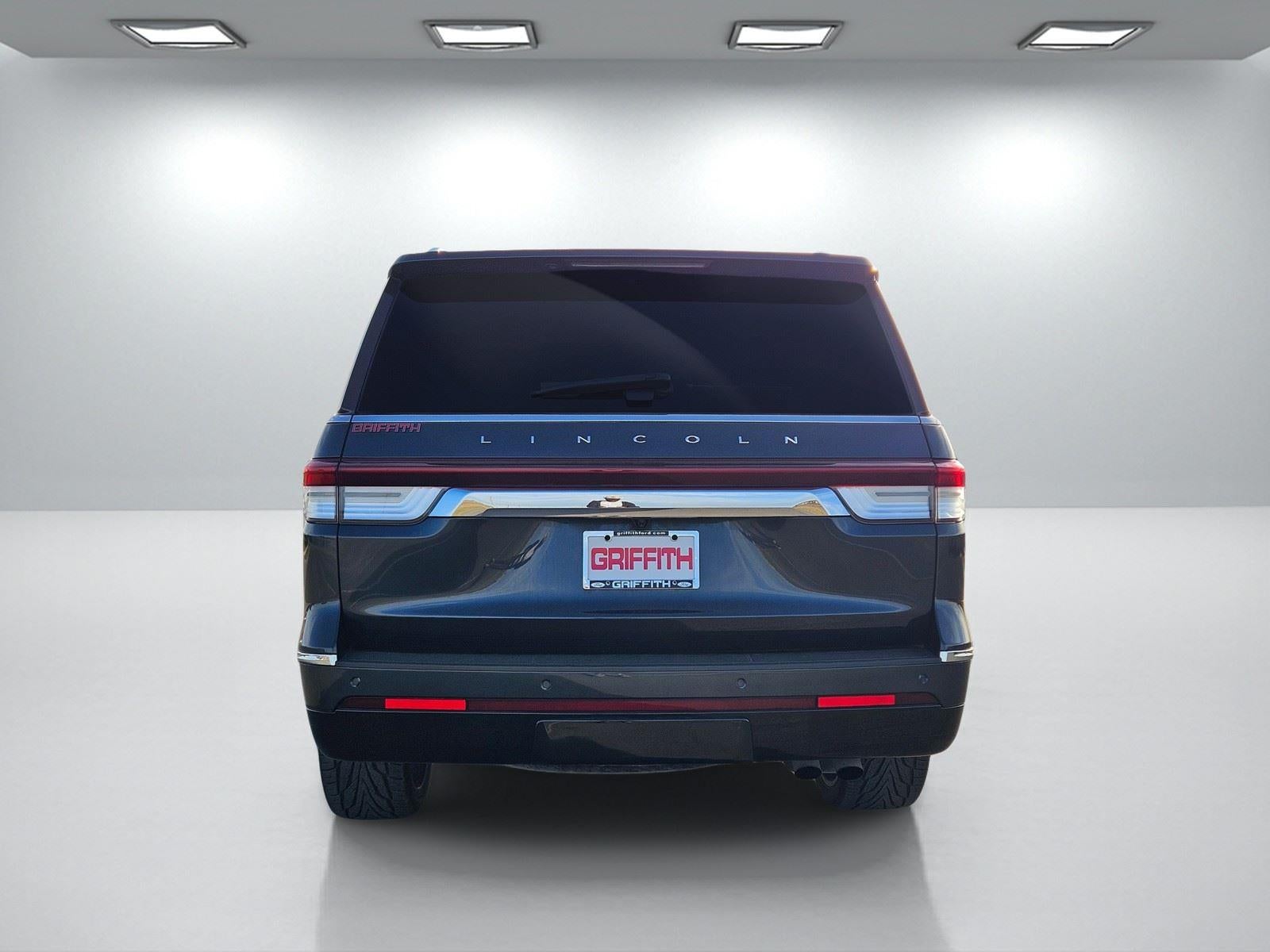 2022 Lincoln Navigator Standard