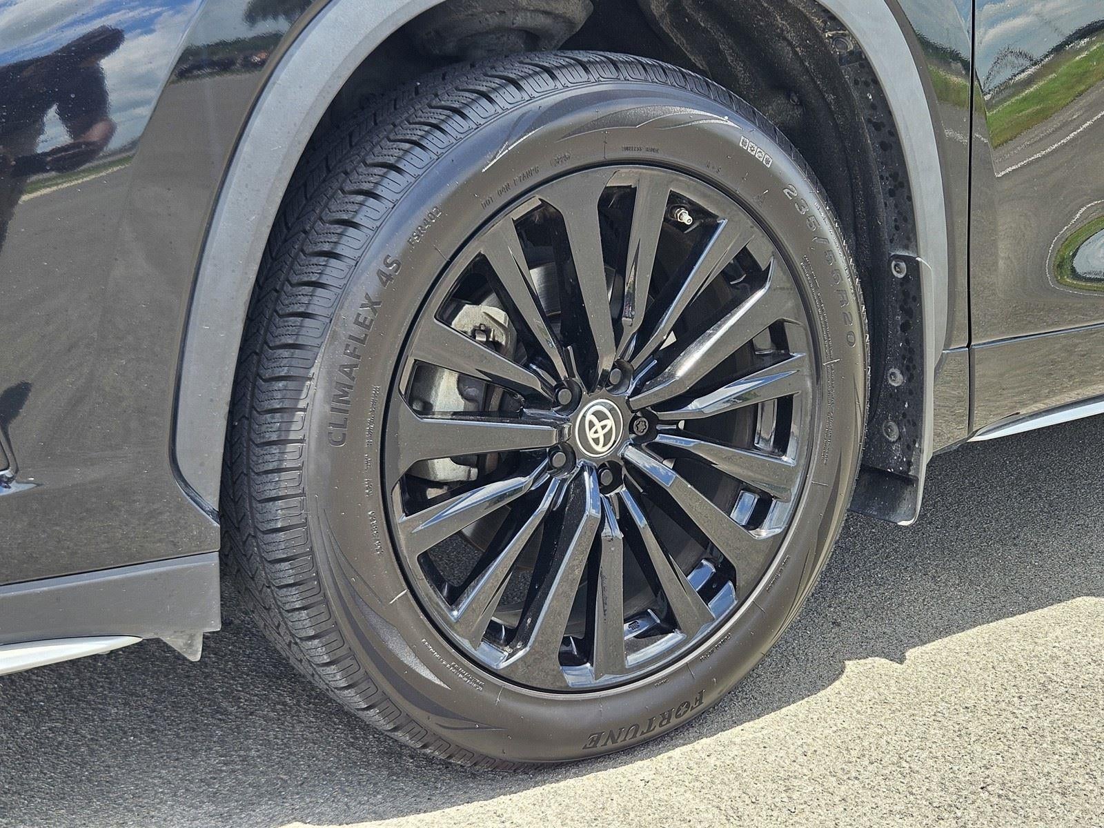 2023 Toyota Highlander XSE