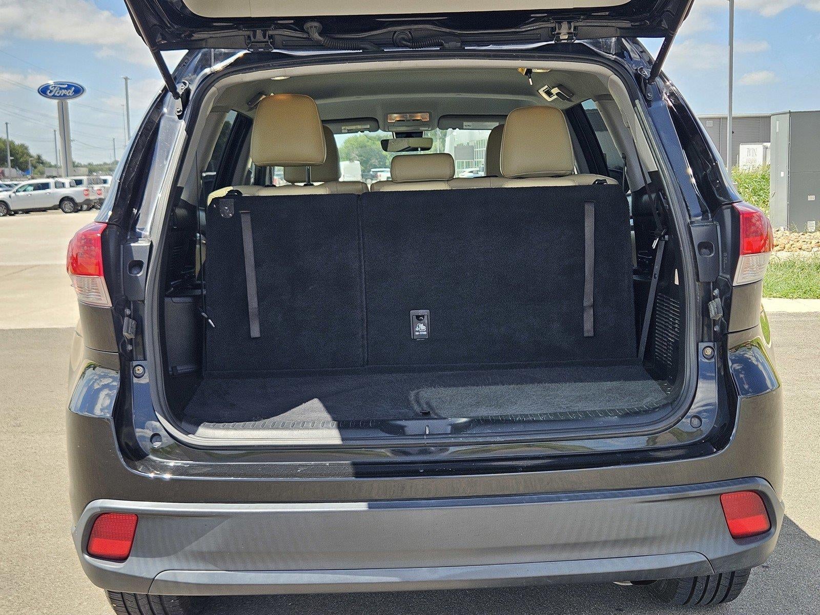 2017 Toyota Highlander LE