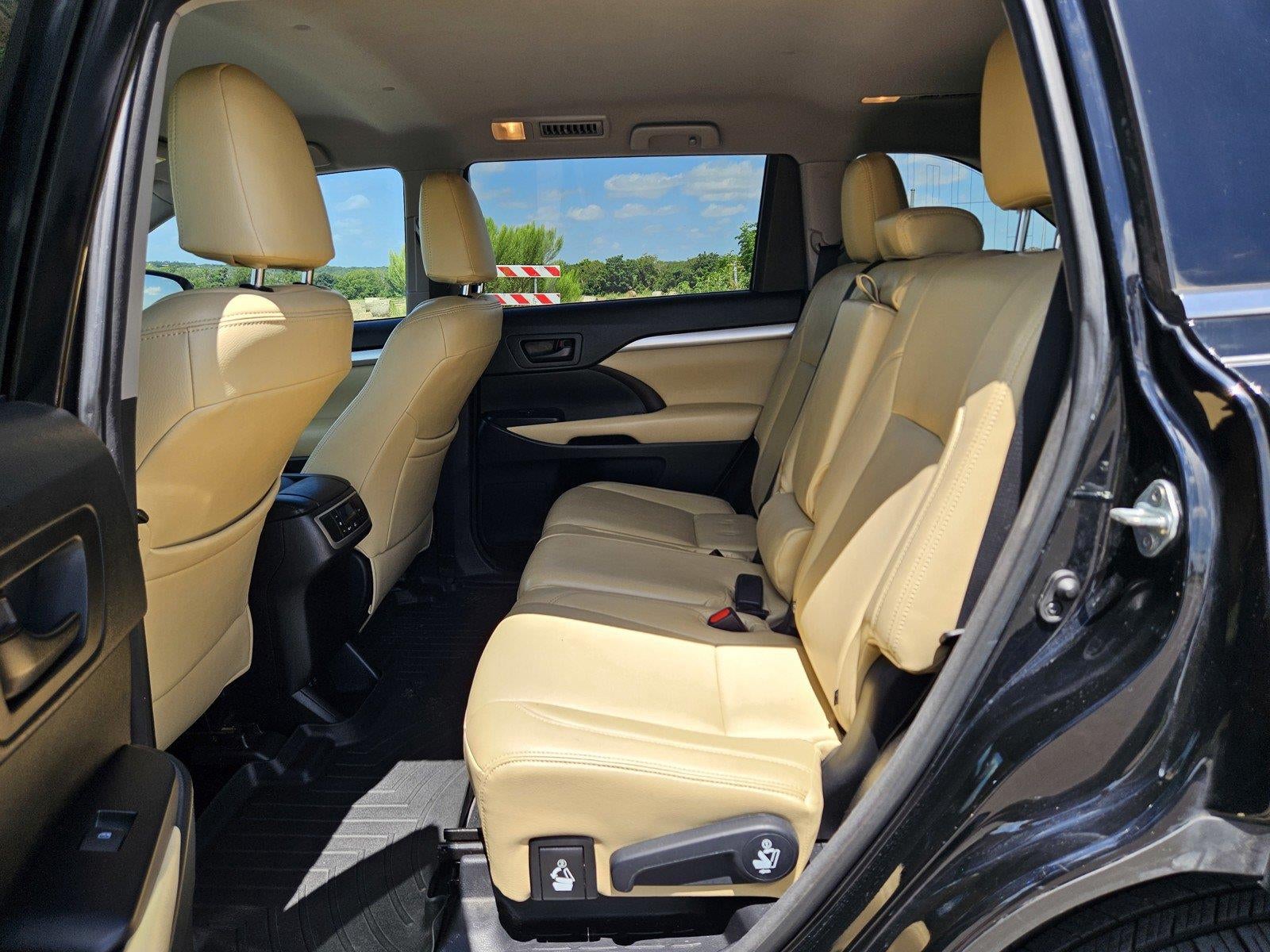 2017 Toyota Highlander LE