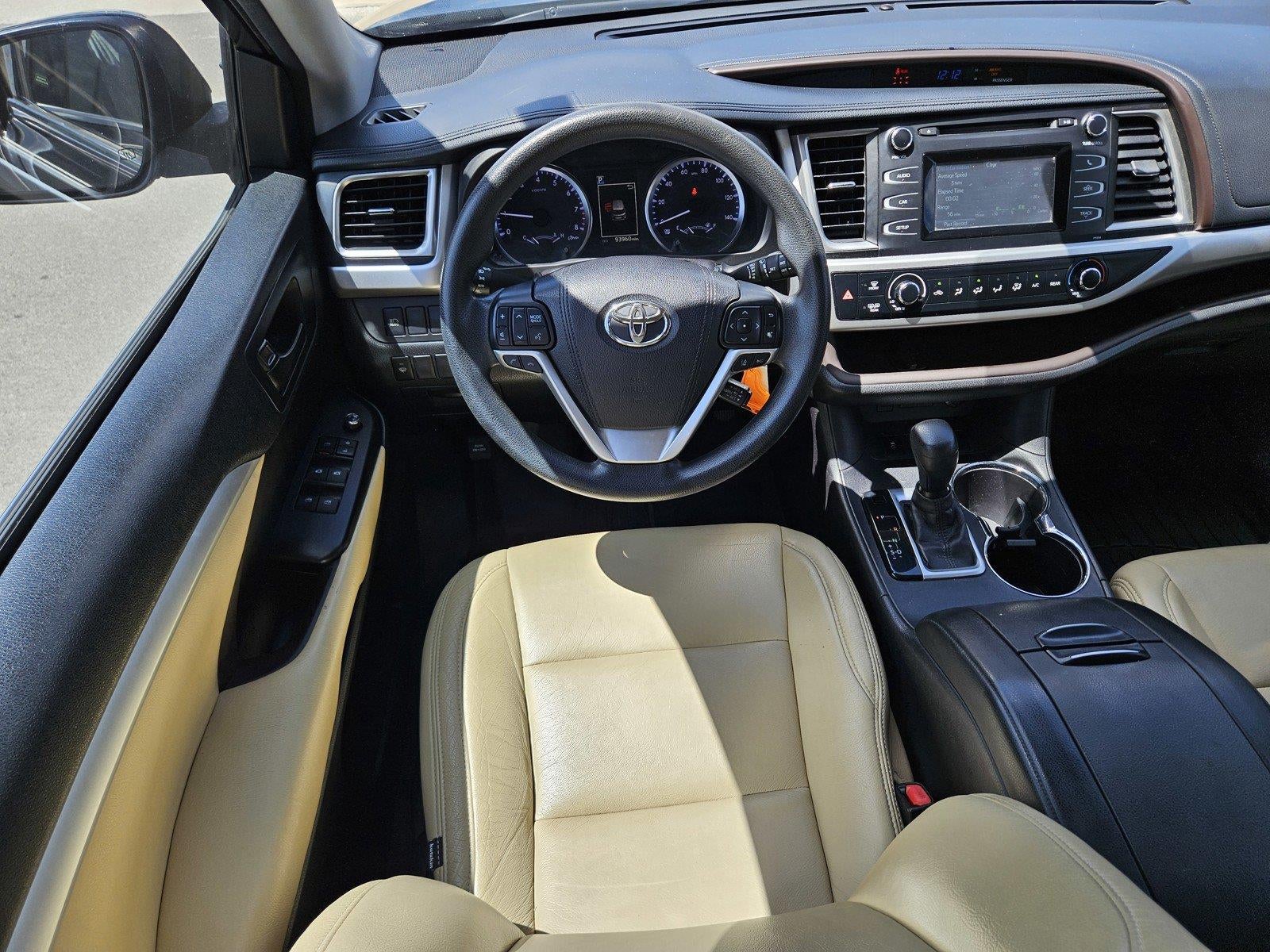 2017 Toyota Highlander LE