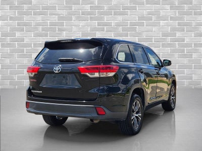 2017 Toyota Highlander LE