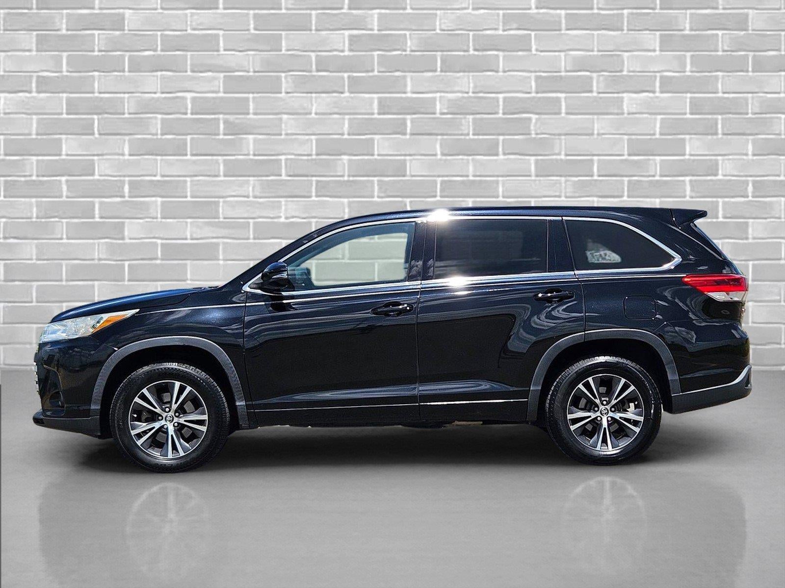 2017 Toyota Highlander LE