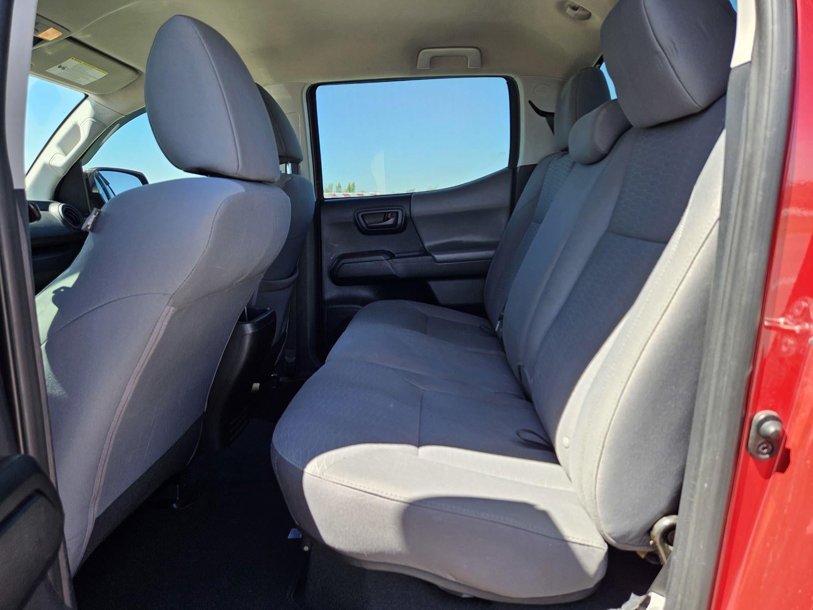 2016 Toyota Tacoma SR