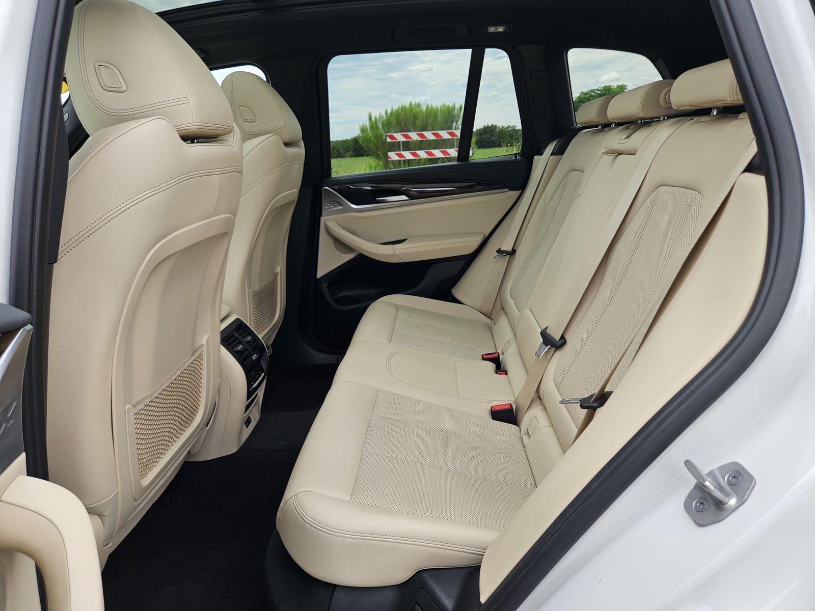 2022 BMW X3 M40i