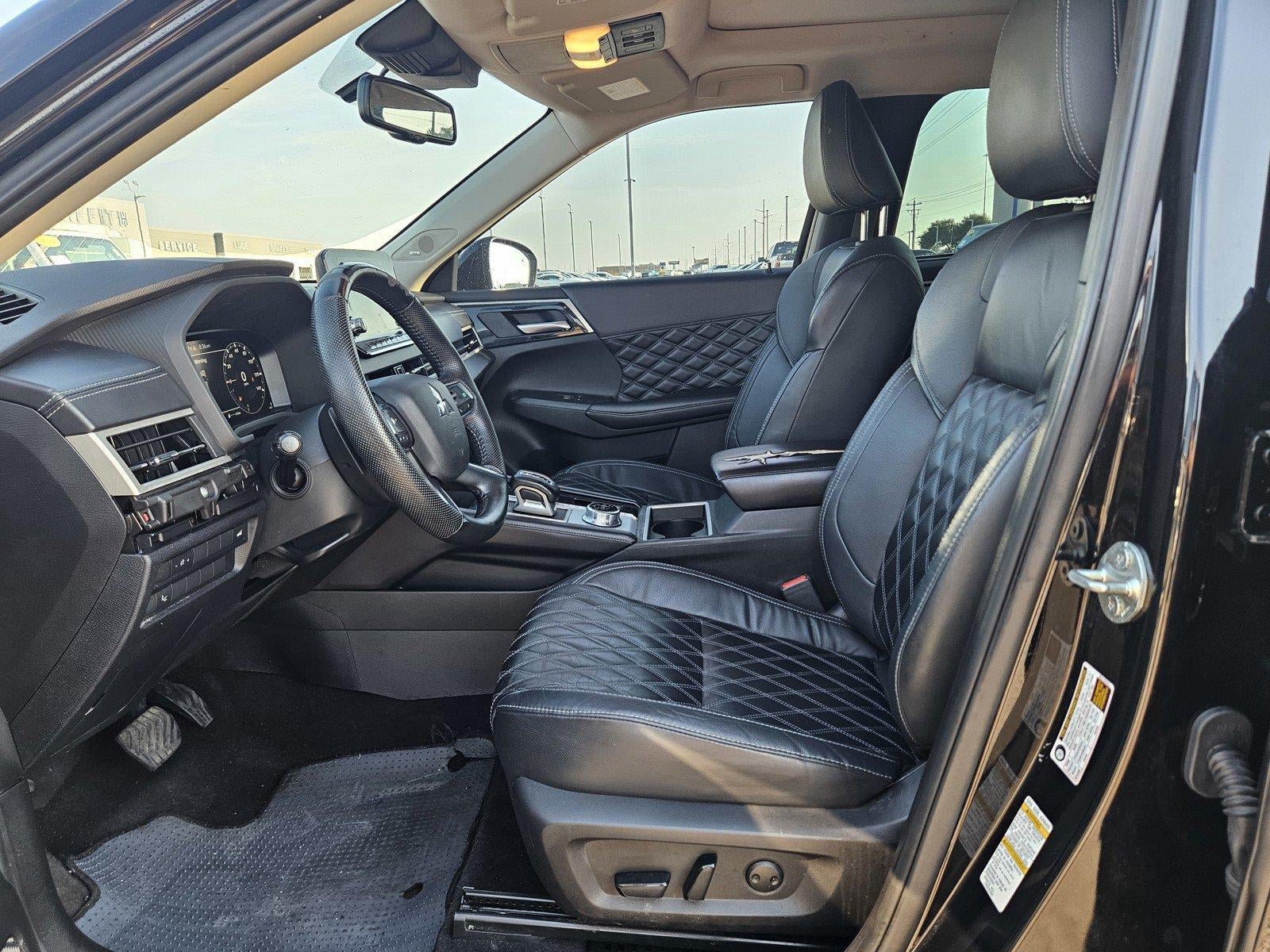 2023 Mitsubishi Outlander SEL