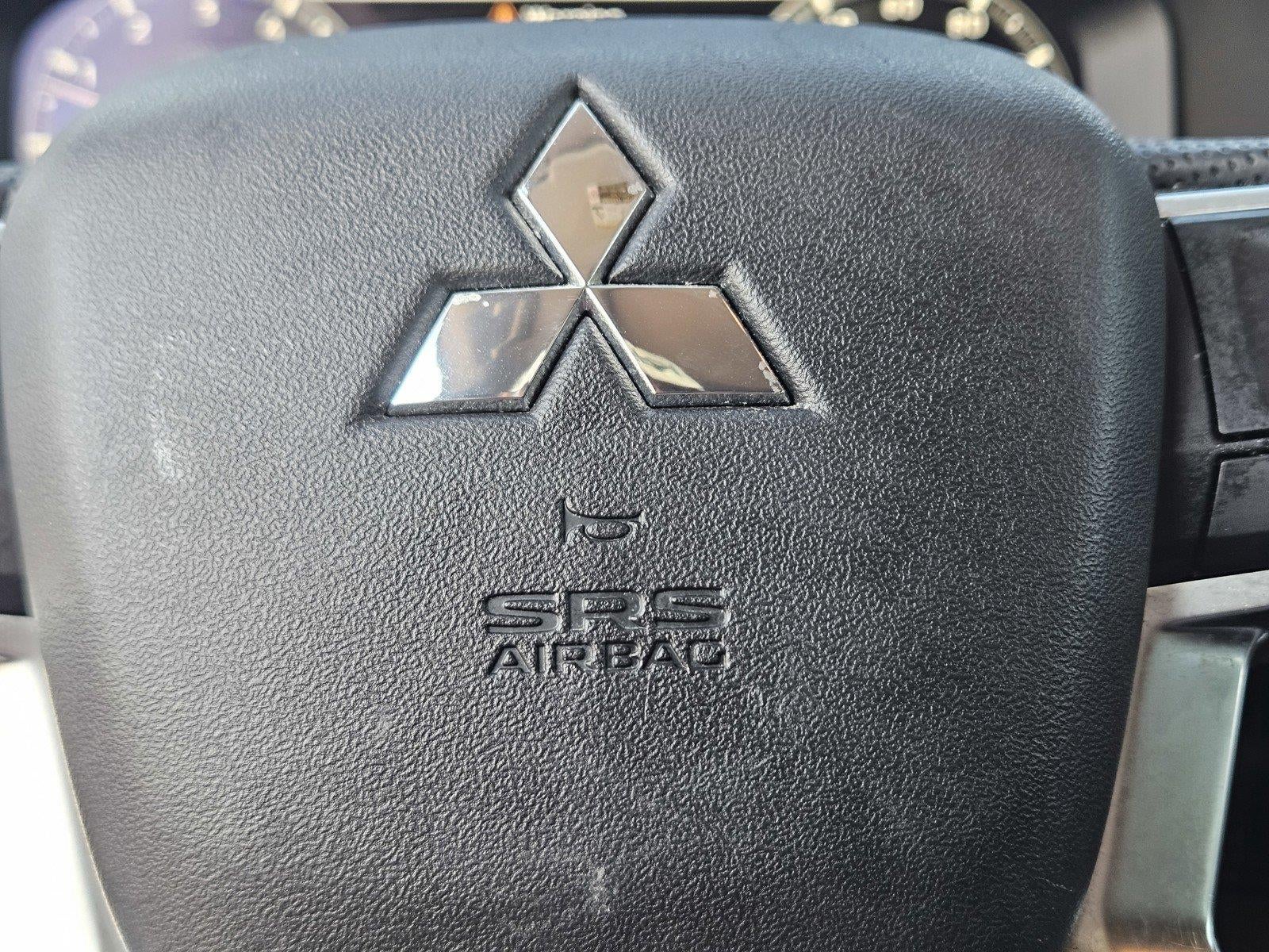 2023 Mitsubishi Outlander SEL