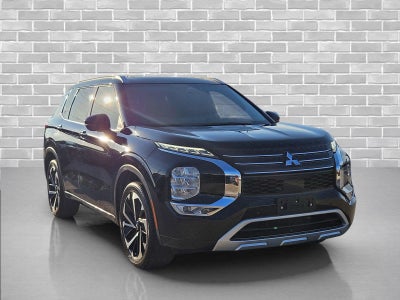 2023 Mitsubishi Outlander SEL