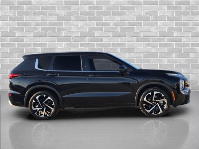 2023 Mitsubishi Outlander SEL