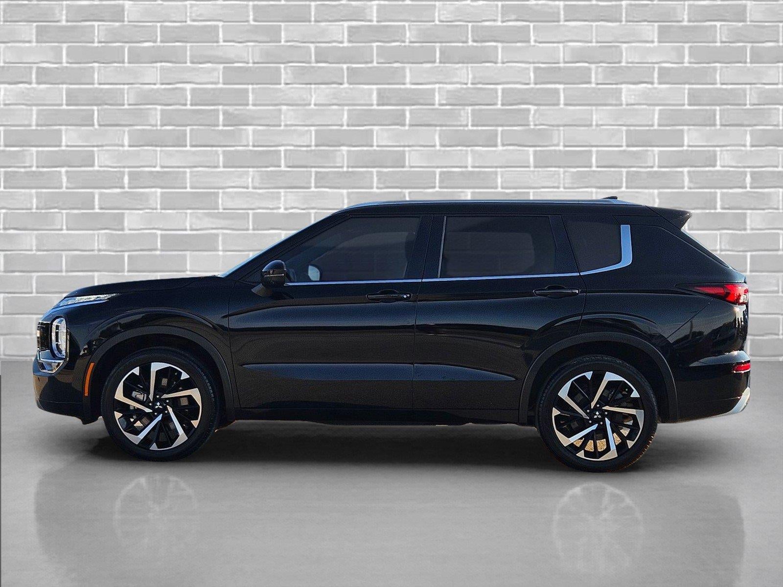 2023 Mitsubishi Outlander SEL
