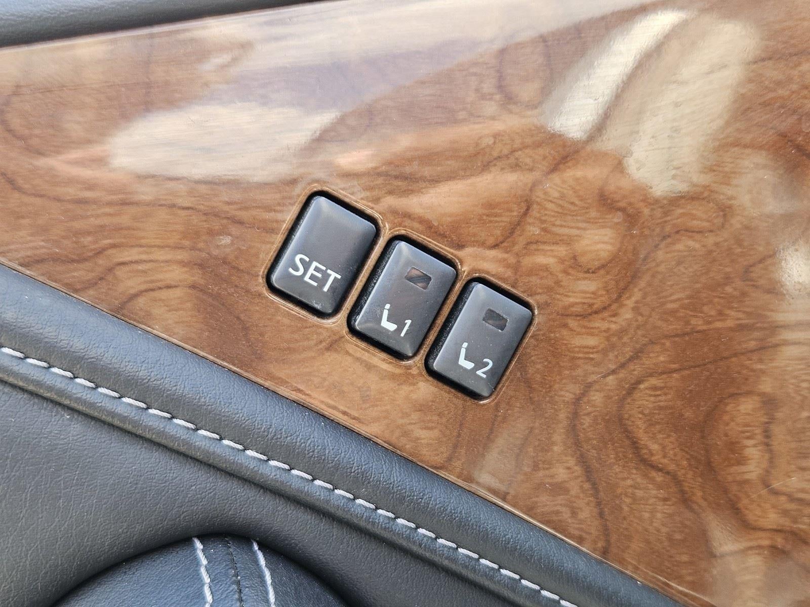 2018 INFINITI QX80 RWD