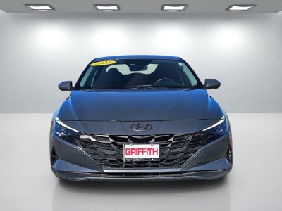 2023 Hyundai Elantra SE