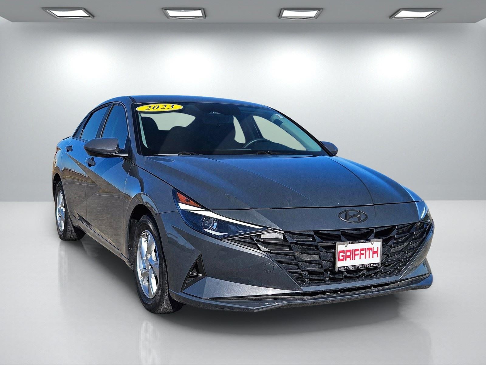 2023 Hyundai Elantra SE