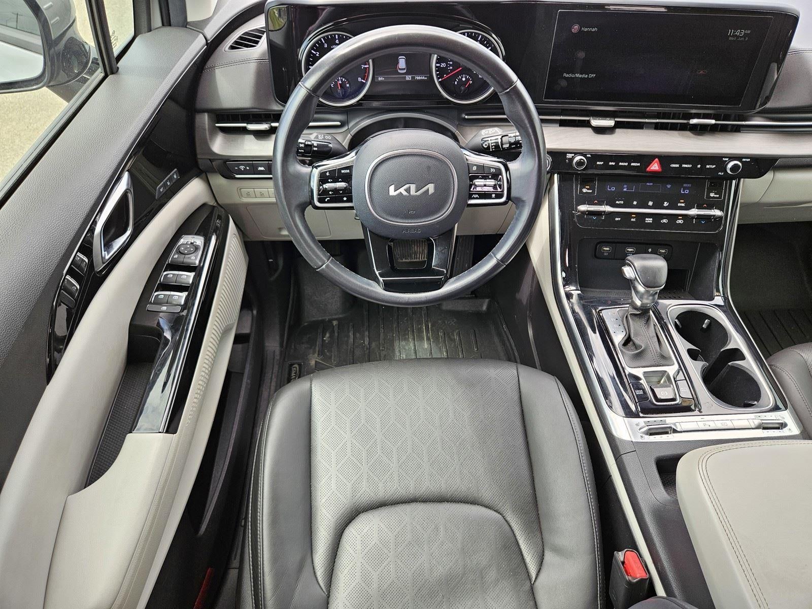 2022 Kia Carnival SX