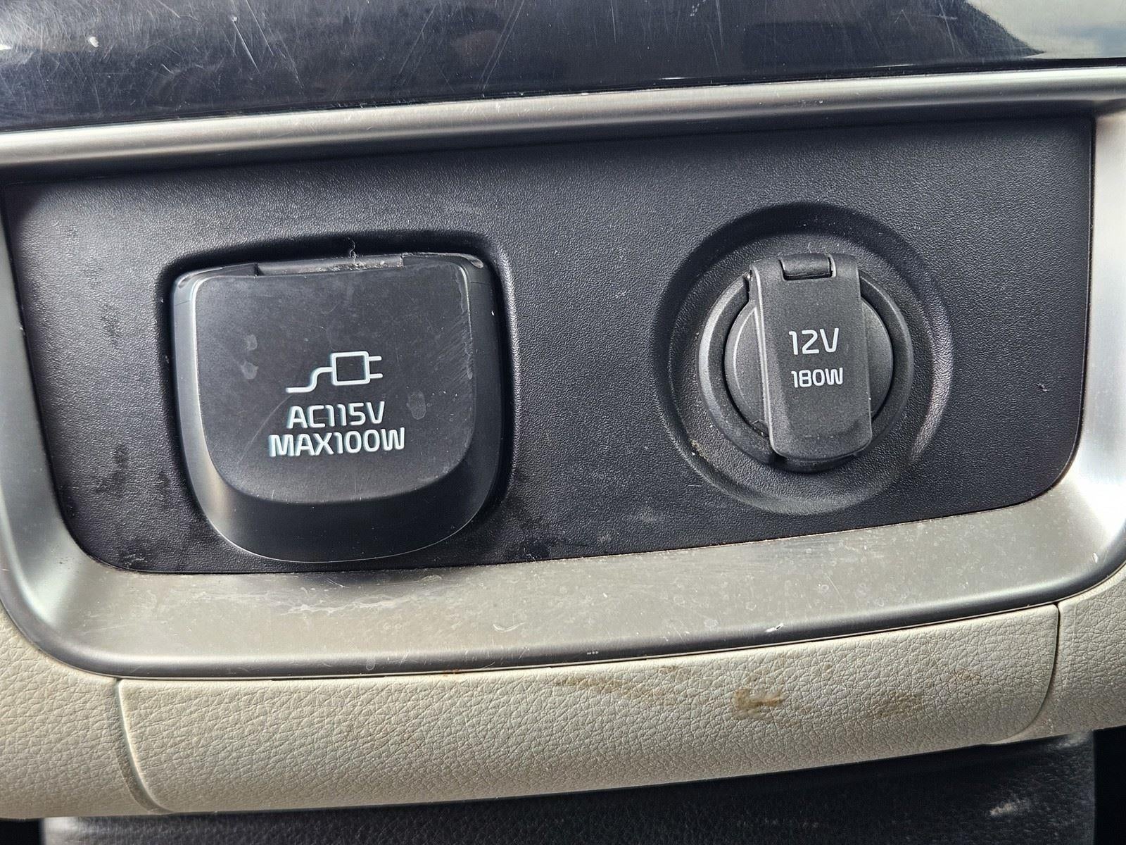 2022 Kia Carnival SX