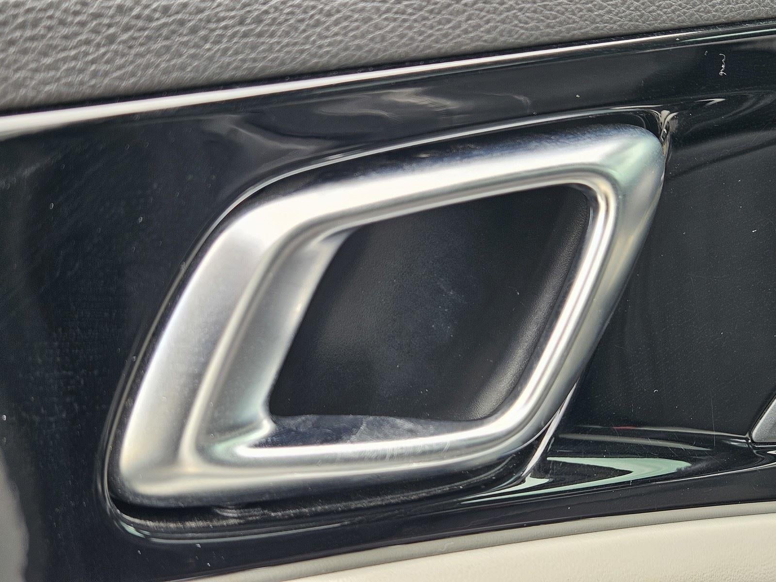 2022 Kia Carnival SX