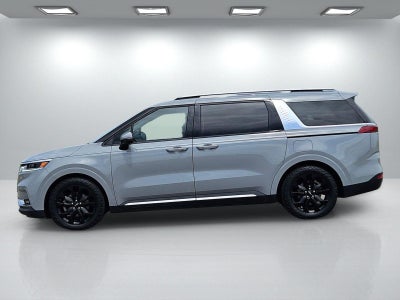 2022 Kia Carnival SX