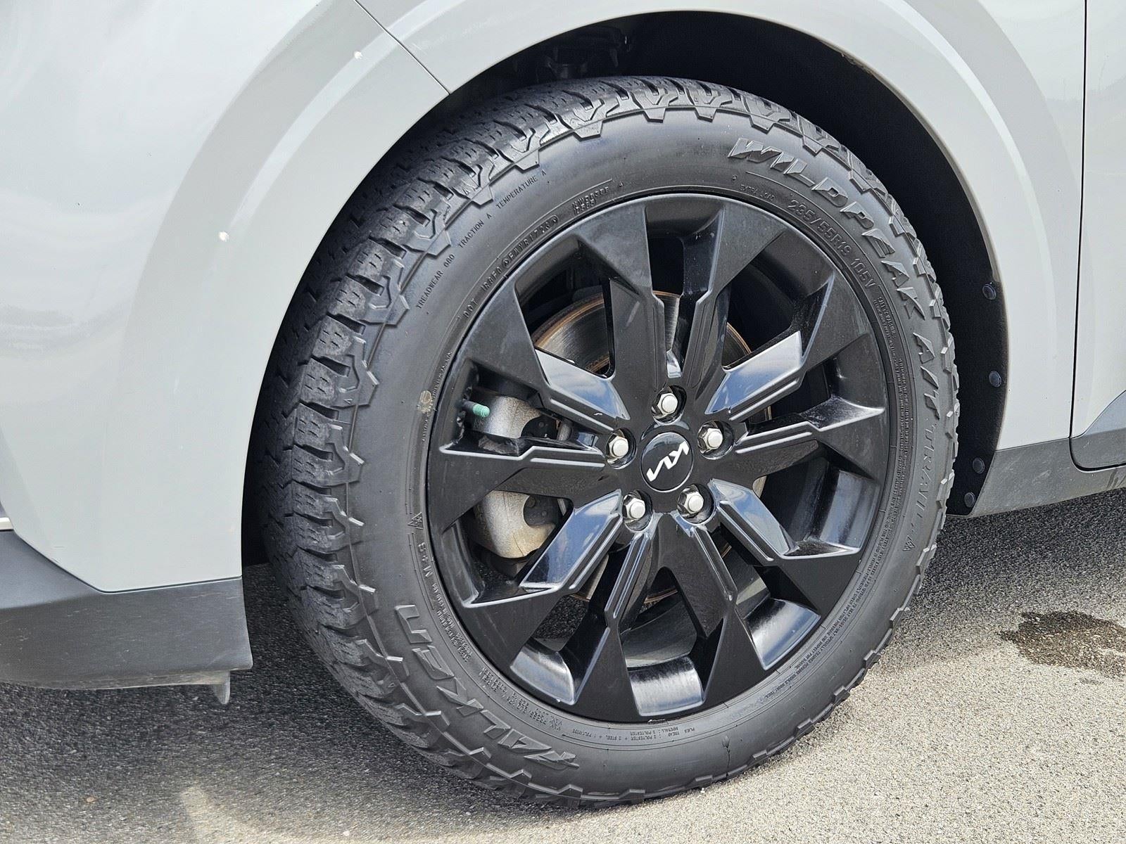 2022 Kia Carnival SX