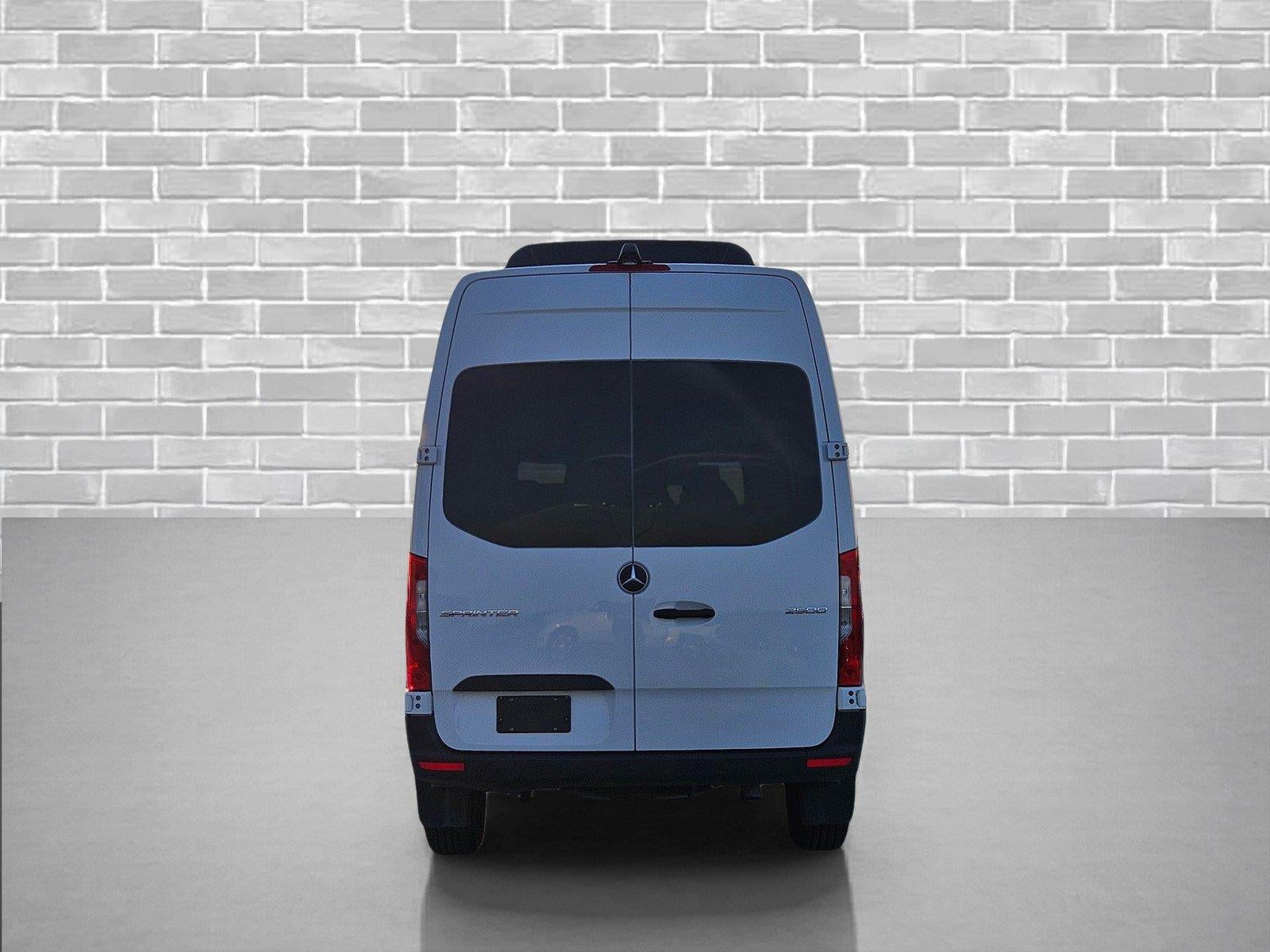 2025 Mercedes-Benz Sprinter Passenger Van 2500 Standard Roof I4 Diesel 144" RWD